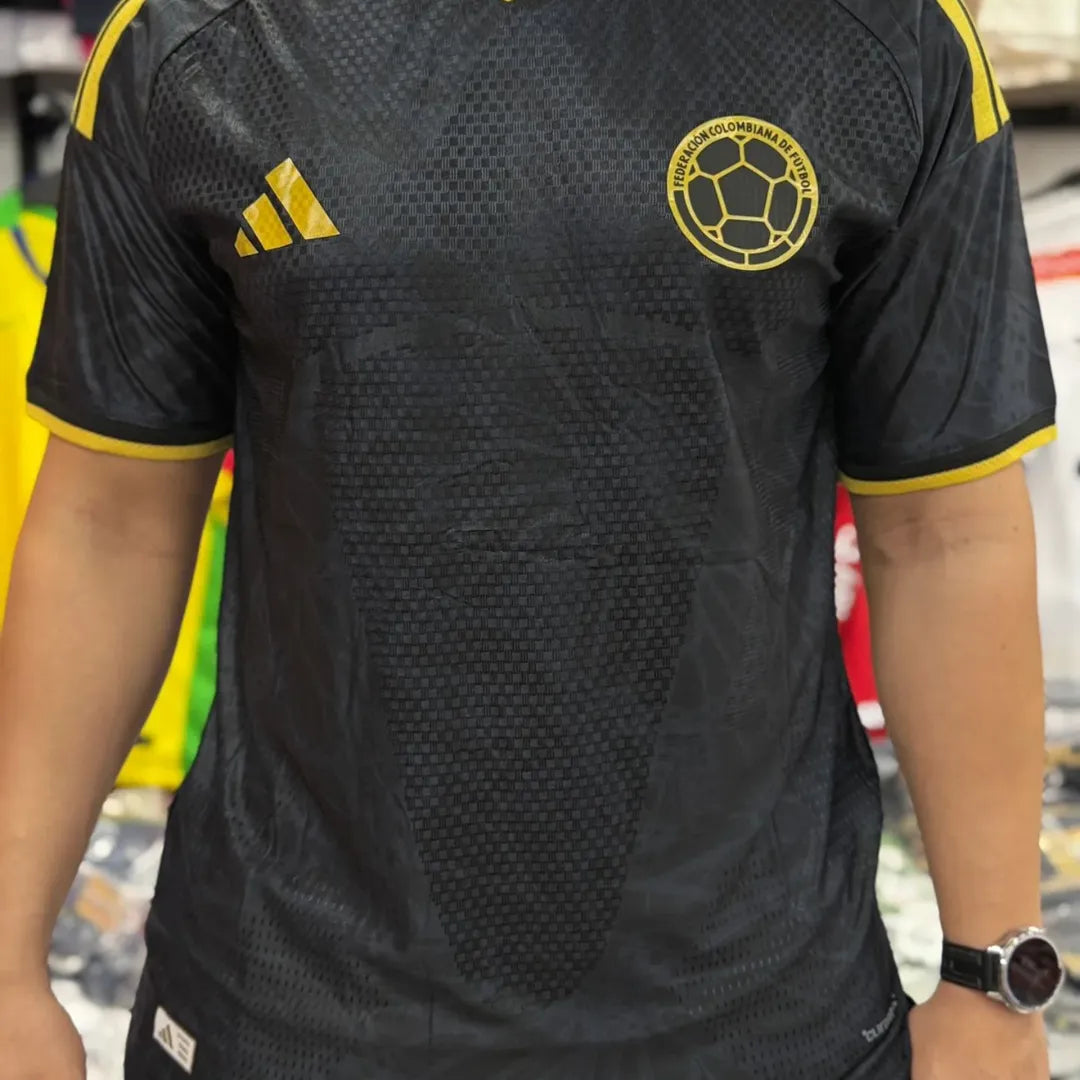 CAMISETA COLOMBIA NEGRA